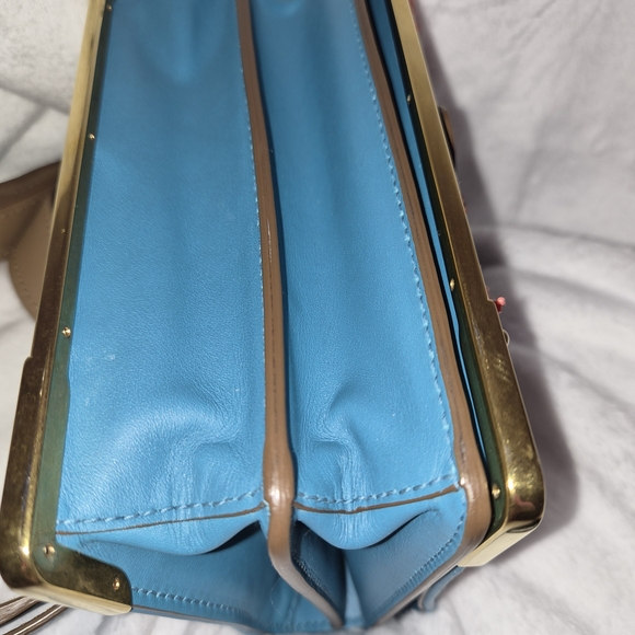 Prada City-Trimmed Paglia Cahier Crossbody Bag - Picture 6 of 14